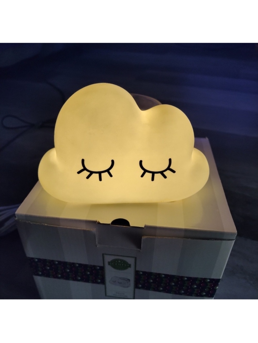 Scentsy White Cloud Wax Warmer